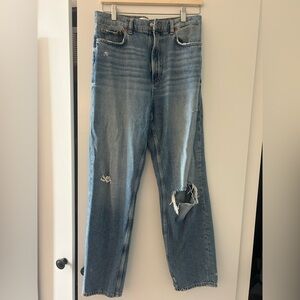 ZARA Classic Blue Distressed Women’s Jeans